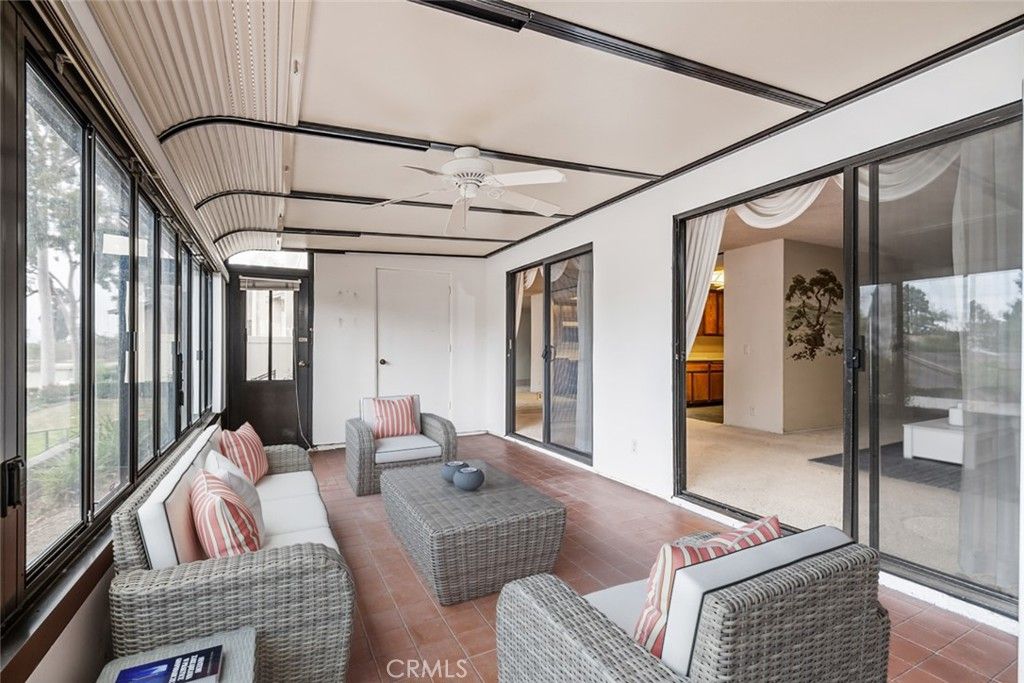 listing image 130726325139830341582