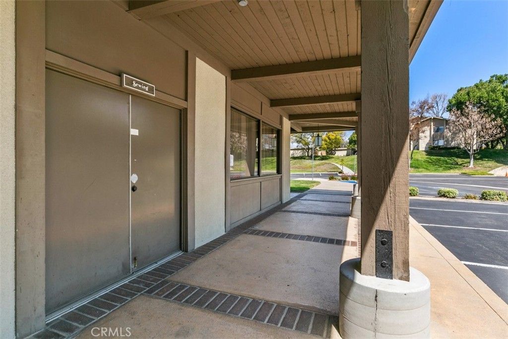 listing image 130726219338261314153