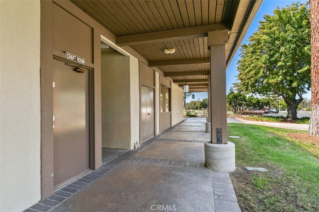 listing image 130725512766783247500