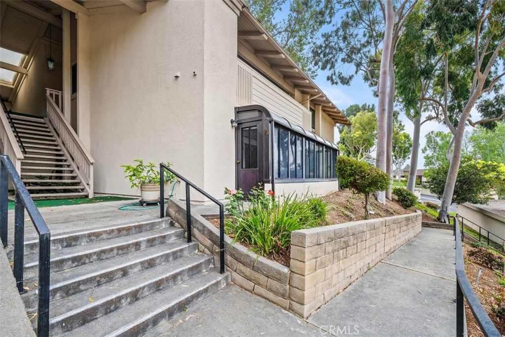 listing image 130728082884039280141