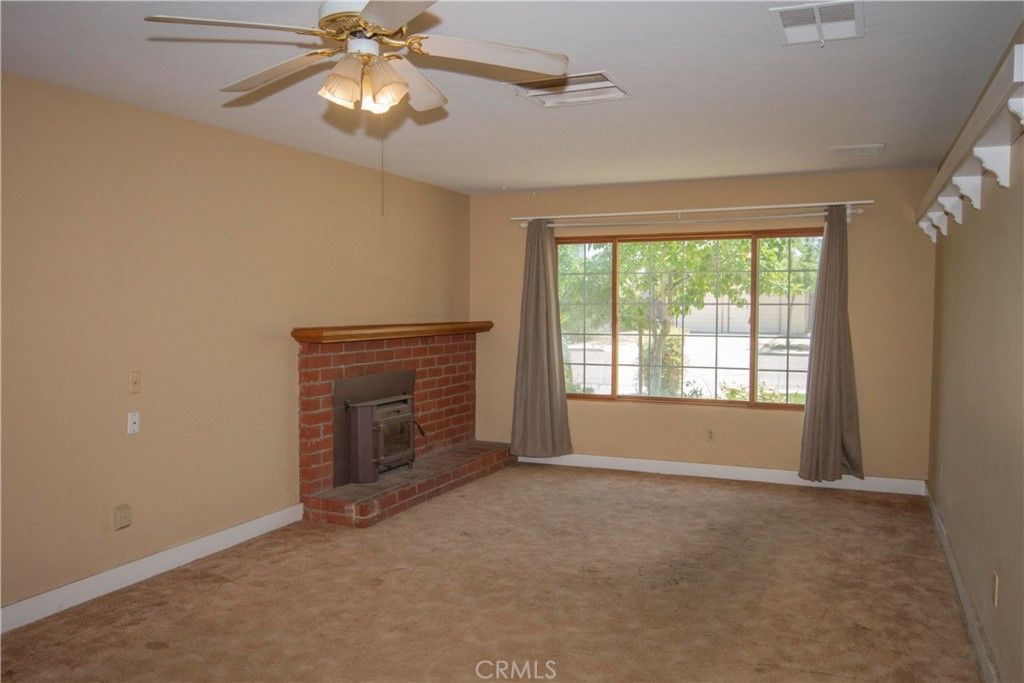 listing image 130723597349038427567