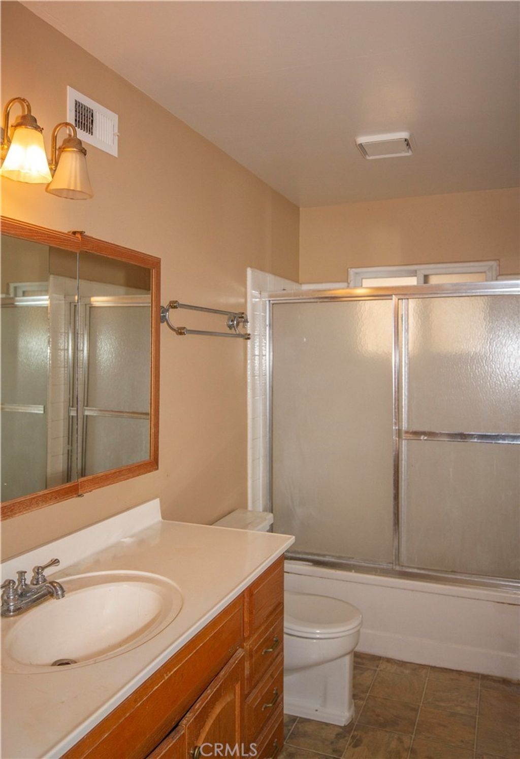 listing image 130729216927252439913