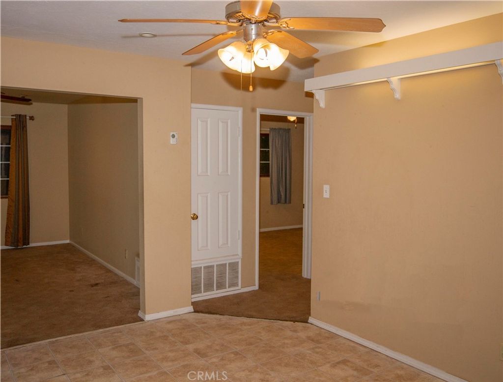 listing image 130725601492203646420