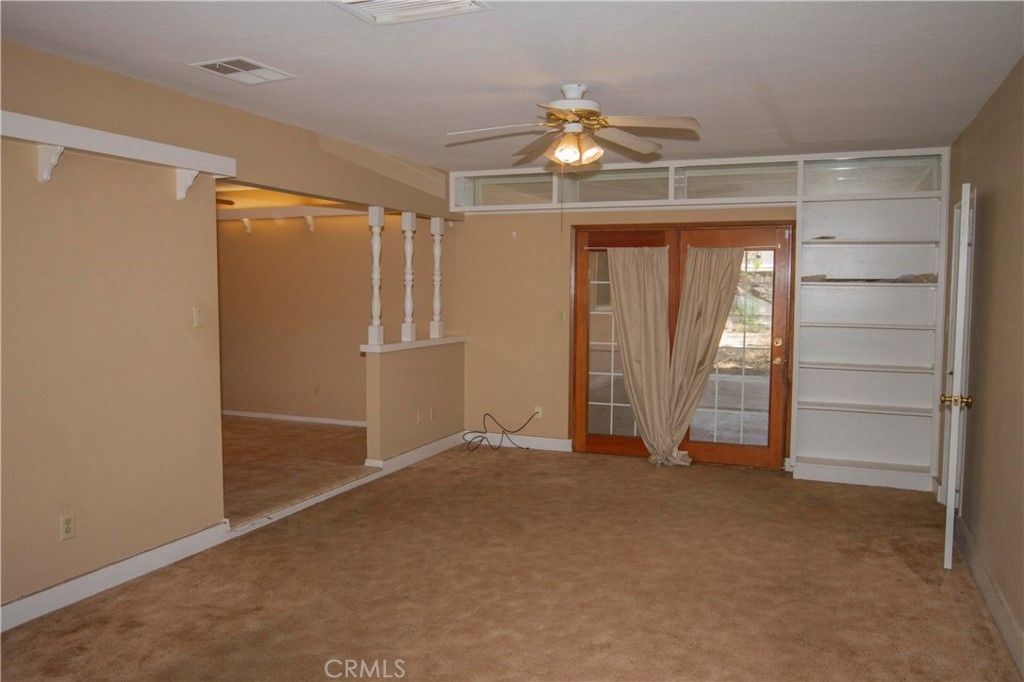 listing image 130722383307904138294