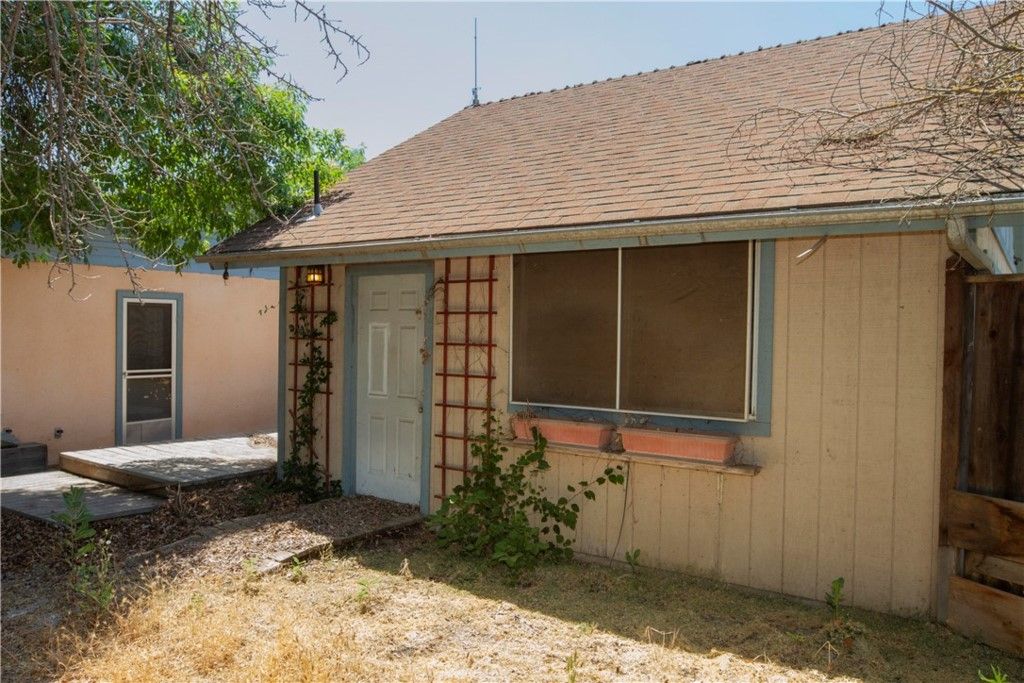 listing image 130729905355041642483