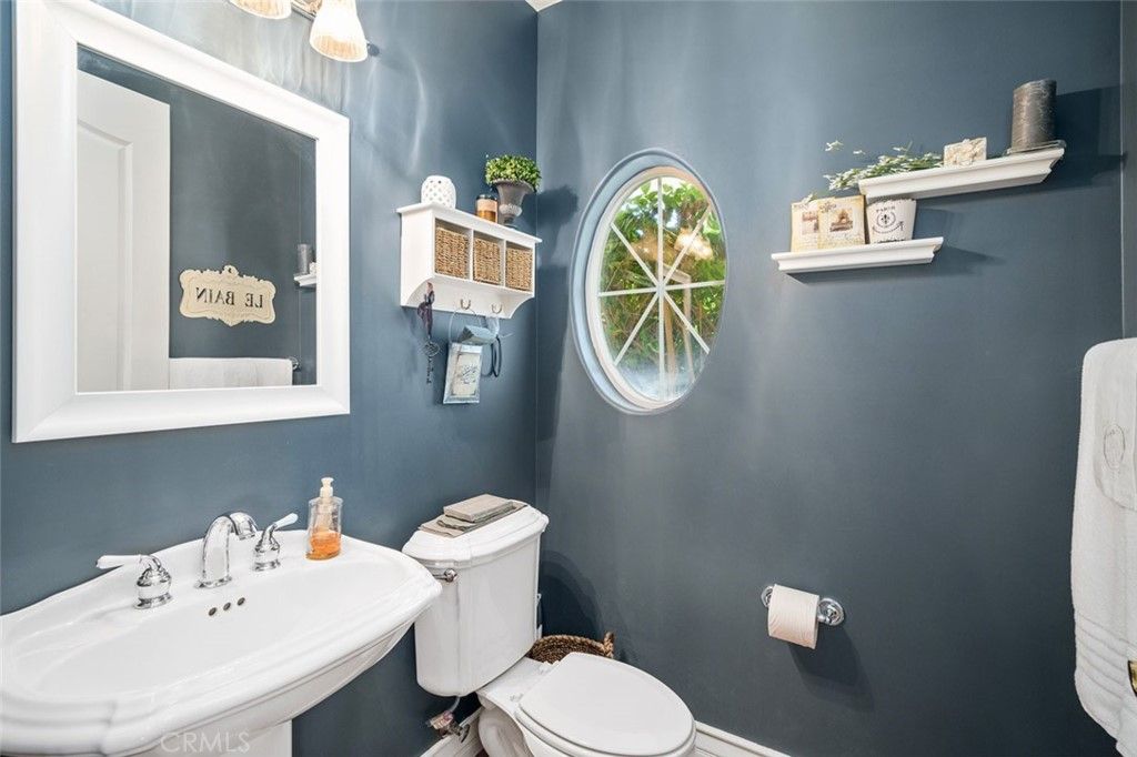 listing image 130729276038254157714
