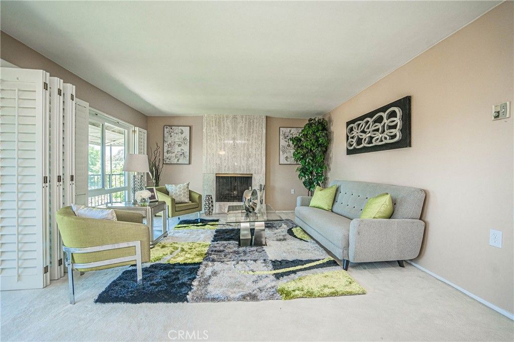 listing image 130722714354064646281