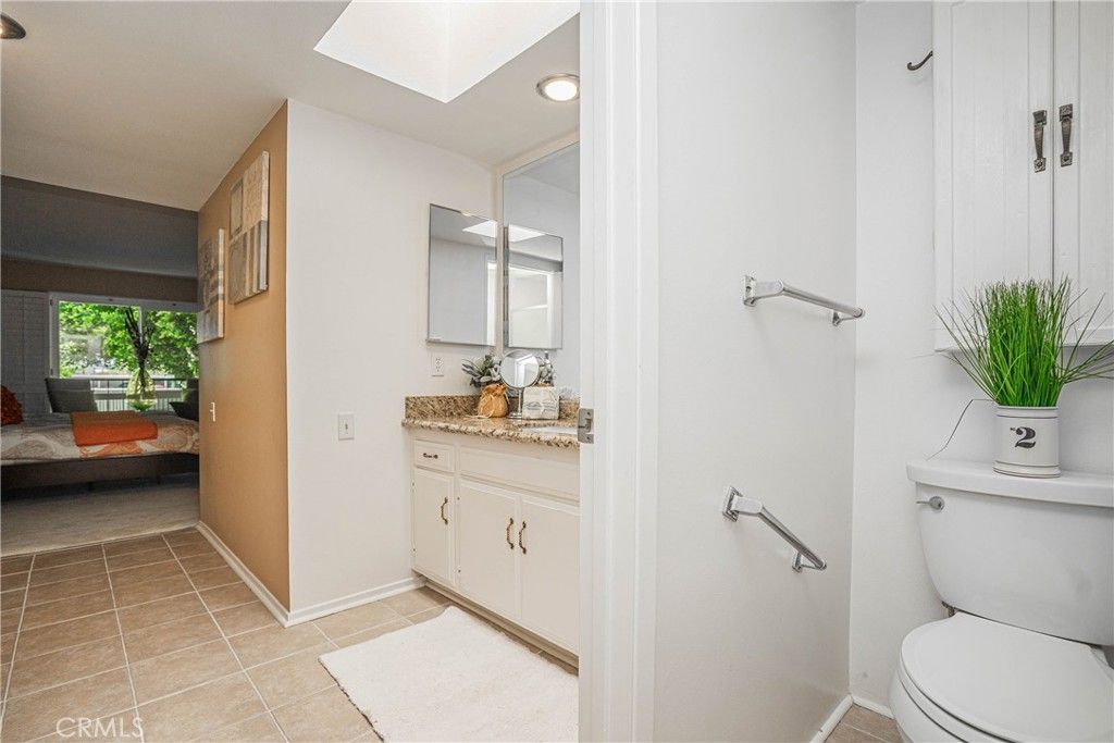 listing image 130726095648847750217