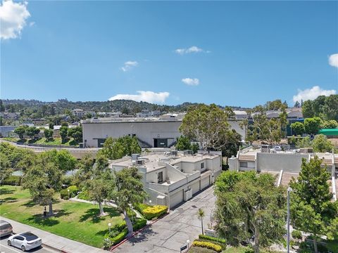 A home in Studio City