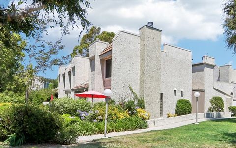 A home in Studio City