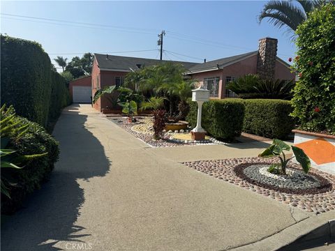 A home in South Gate