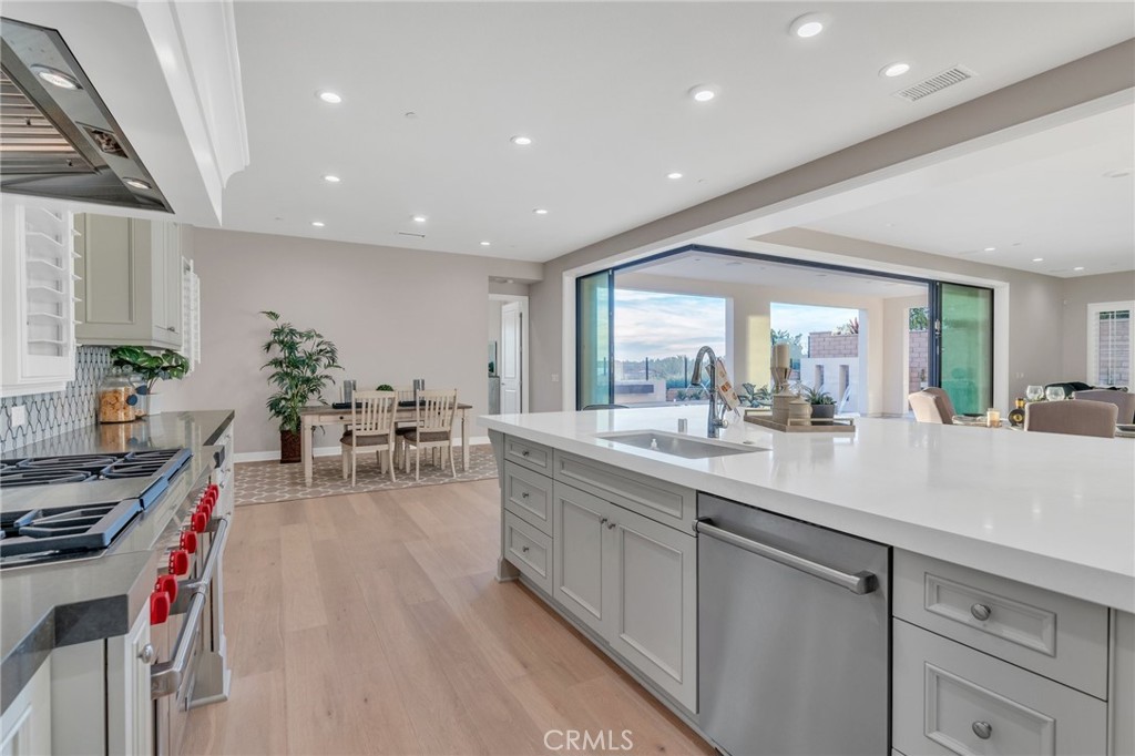 ,Bella Vista - Residential