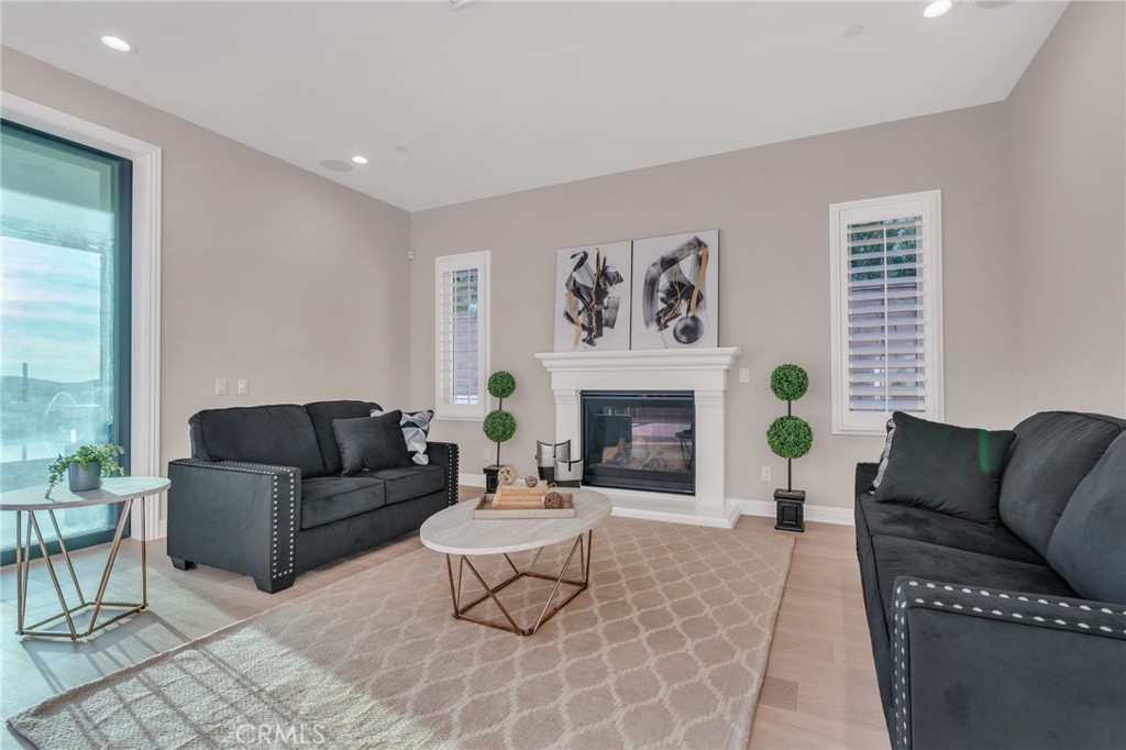 ,Bella Vista - Residential