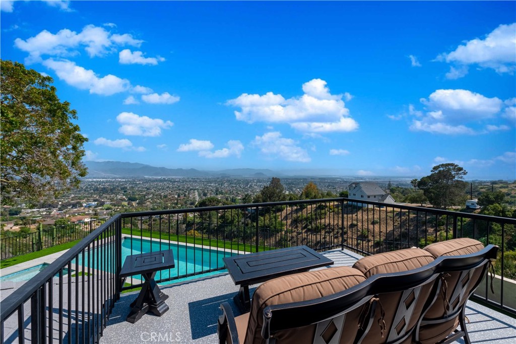 650 W Highland Drive