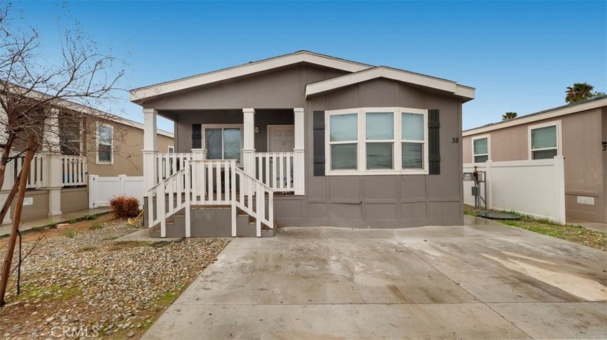 REDUCED  PRICE Very nice: This charming mobile home features 4 bedrooms and 2 full bathrooms spread across 1,534 square feet of living space. The home includes a master suite with a large half bathroom, featuring a stand-up shower and a linen closet. The kitchen is open and inviting, perfect for family gatherings, and includes Formica countertops . The living areas are spacious, with high ceilings and plenty of natural light2. Outside, the property offers 2 car parking spaces and a lovely view of the Jurupa Valley Woolley Mammoth statue from the front porch.