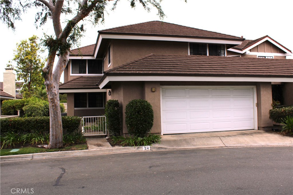 View Irvine, CA 92604 townhome