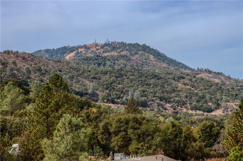 Photo of 1 Stillmeadow Lane, Oakhurst, CA 93644 (MLS # FR24234021)