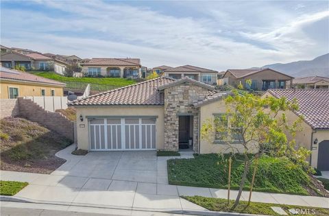 11121 Fourleaf Court Corona CA 92883