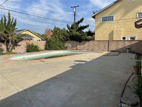 A home in Los Alamitos