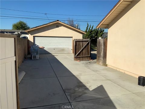 A home in Los Alamitos