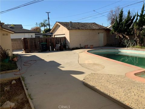 A home in Los Alamitos