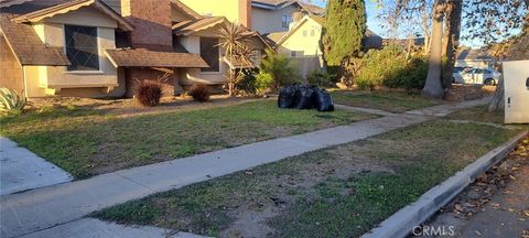 A home in Los Alamitos