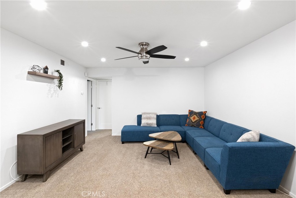 6878 Navajo Road 54