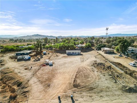 A home in Perris