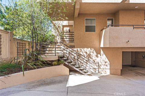 A home in Manhattan Beach