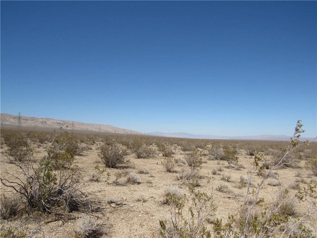 There is not an address associated with this parcel. What is reflected is the Parcel# 225-284-31-00-9 which is +/-7.5 AC. Zoning is A-1. Located in Unincorporated Kern County near the Mojave area.
