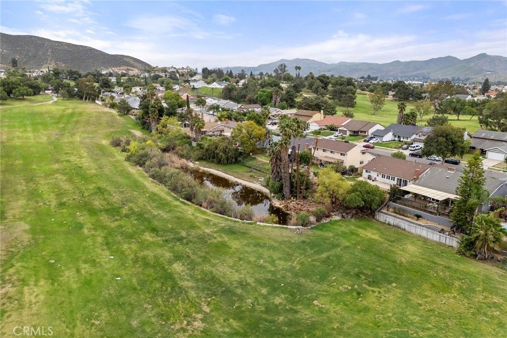 listing image 40