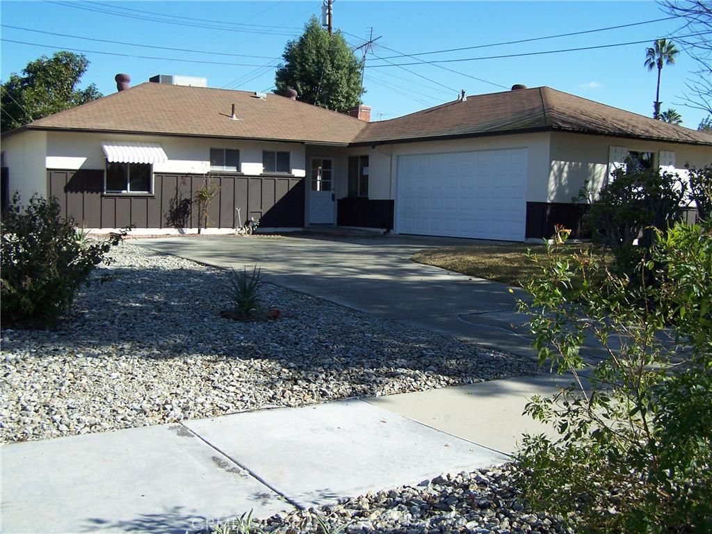 listing image 130724895375355342126