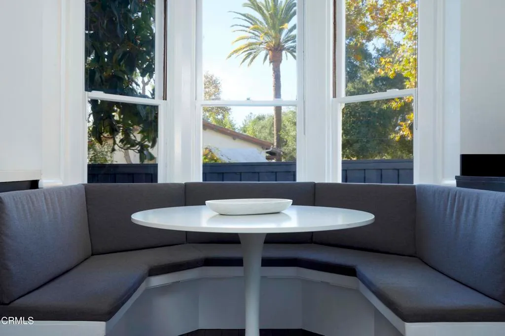 Ojai, California 93023, United States, 4 Bedrooms Bedrooms, ,4 BathroomsBathrooms,Residential,Active,10736