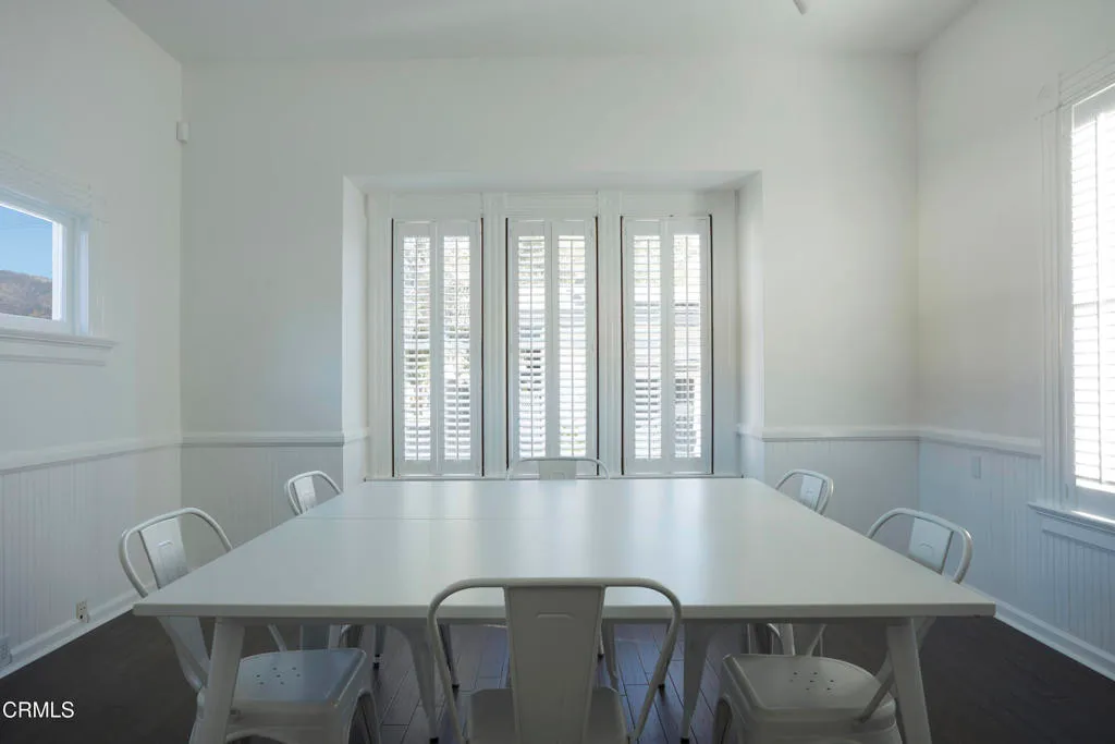 Ojai, California 93023, United States, 4 Bedrooms Bedrooms, ,4 BathroomsBathrooms,Residential,Active,10736