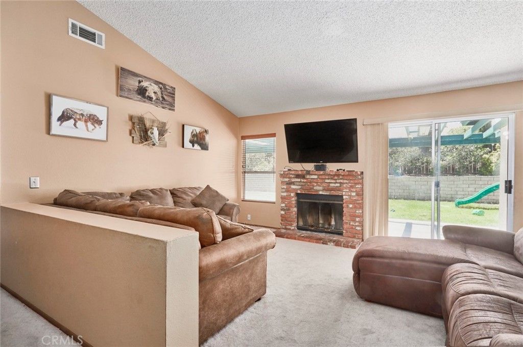 listing image 130720209919037298724