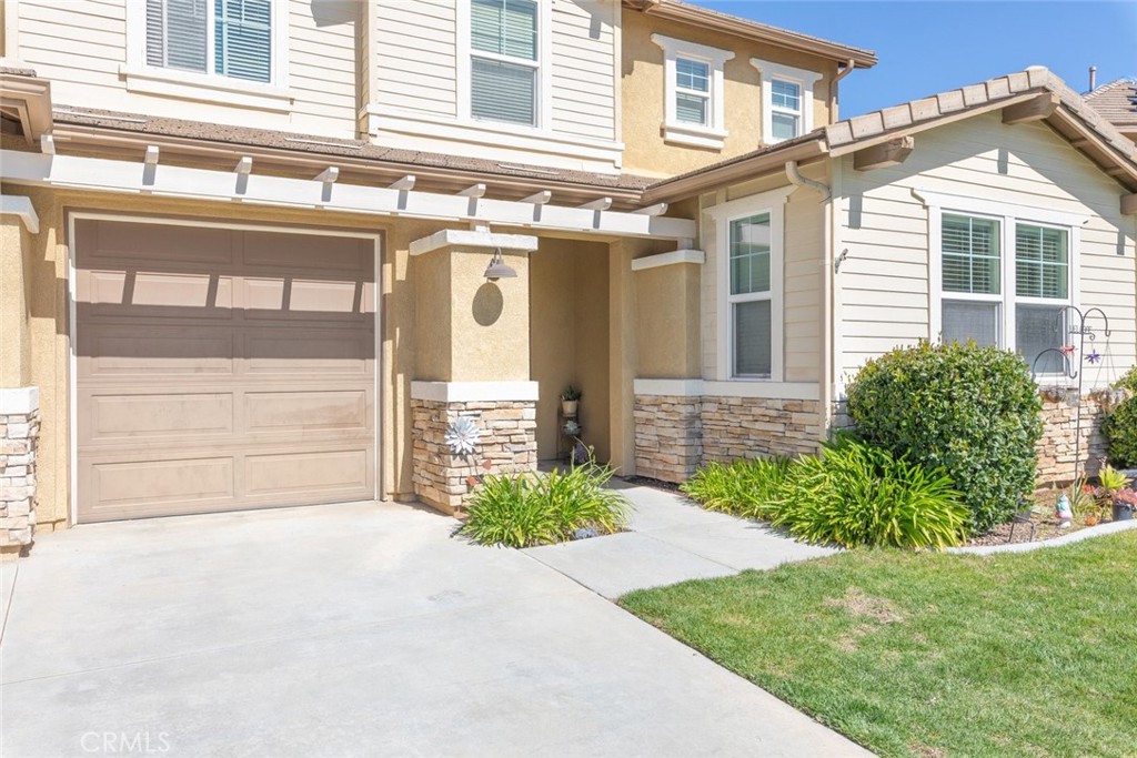 33734 Wild Horse Way