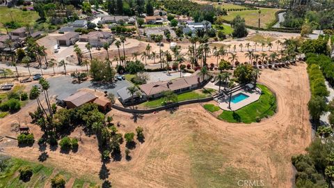 1525 Heather Lane Riverside CA 92504