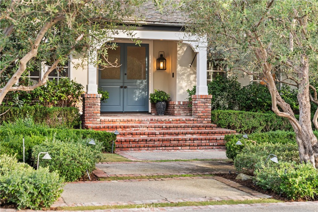 30932 Hunt Club Drive
