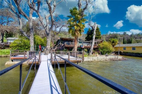 A home in Clearlake Oaks