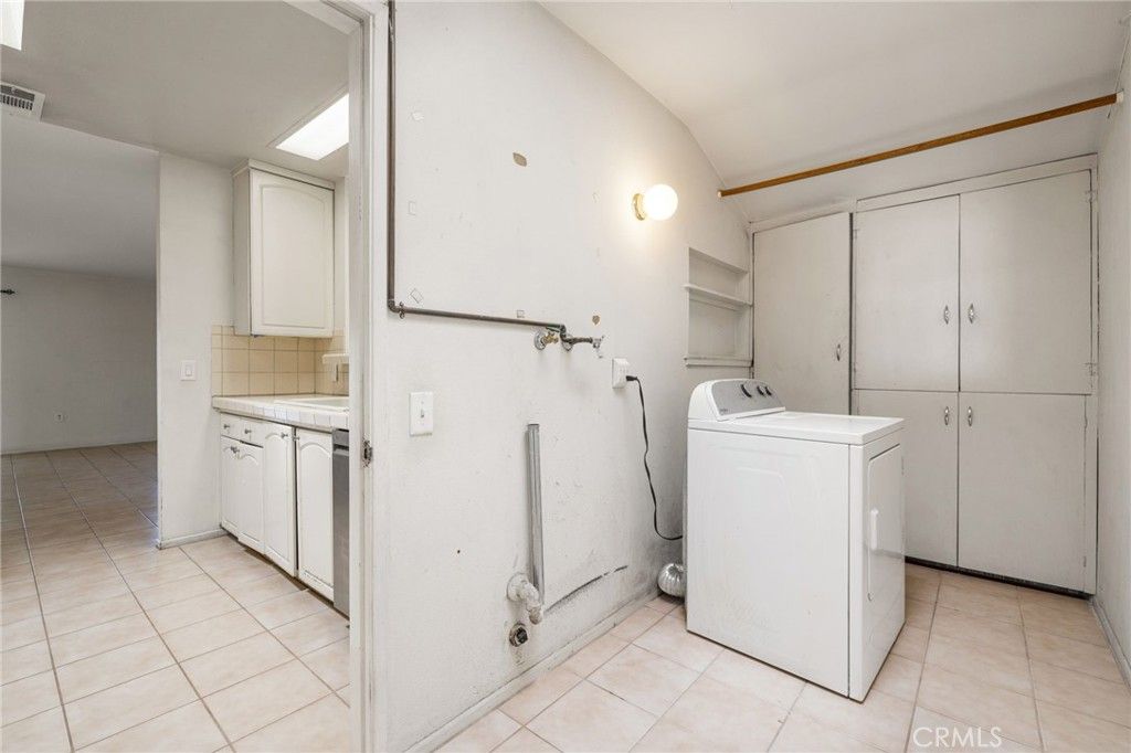 listing image 45