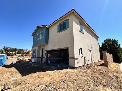 A home in Lake Elsinore