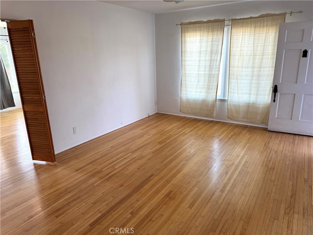 Properties 2 1638 E Plymouth Street