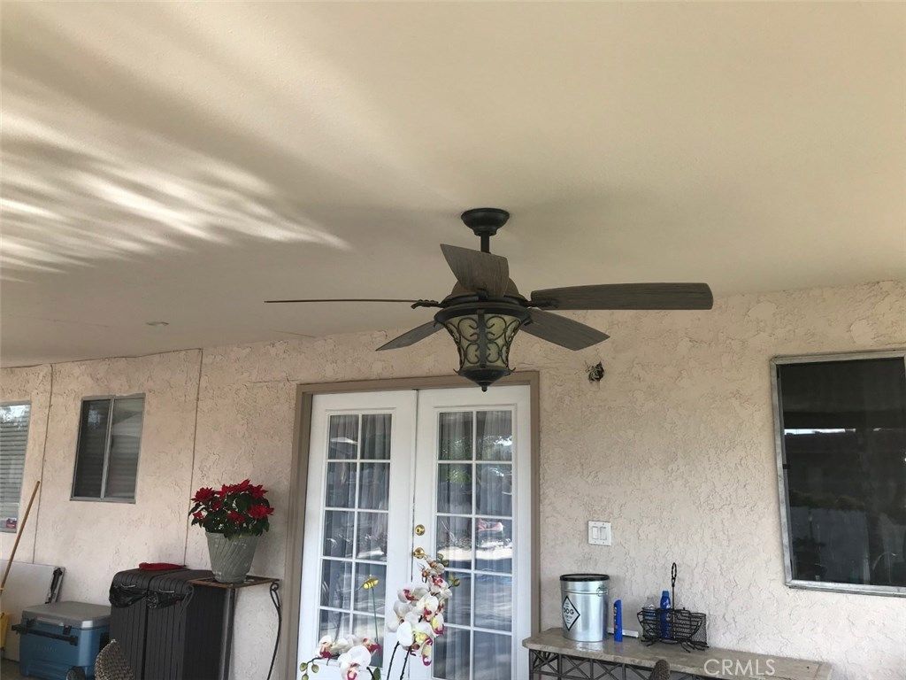 listing image 130721704716360232528