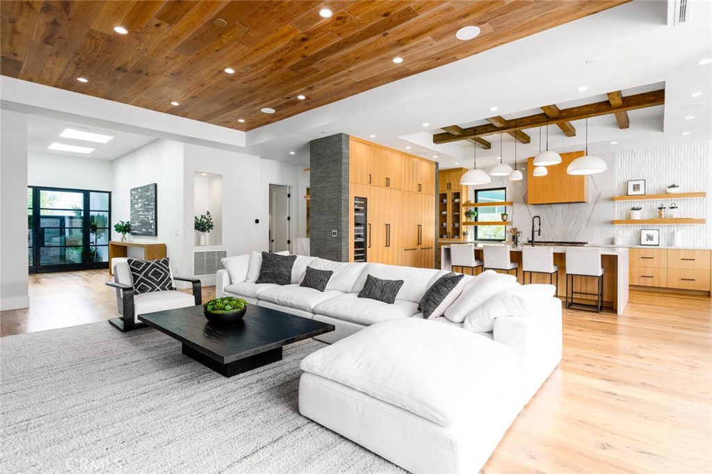 Newport Heights (NEWH) - Residential