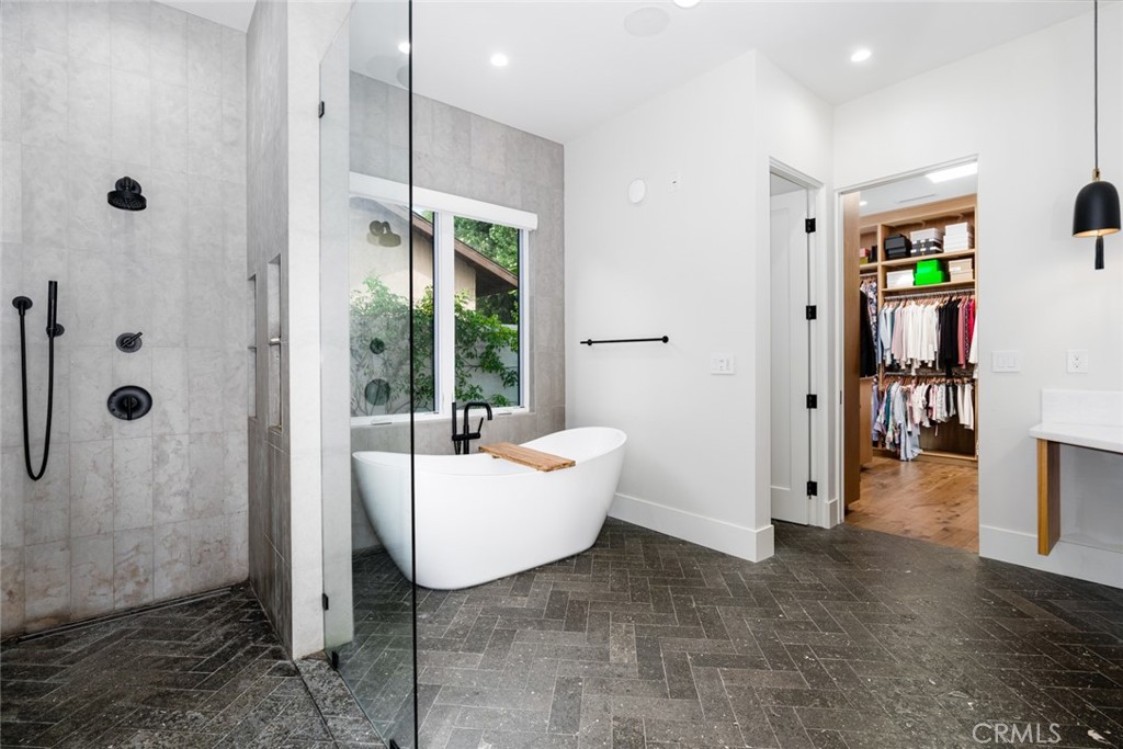 Newport Heights (NEWH) - Residential