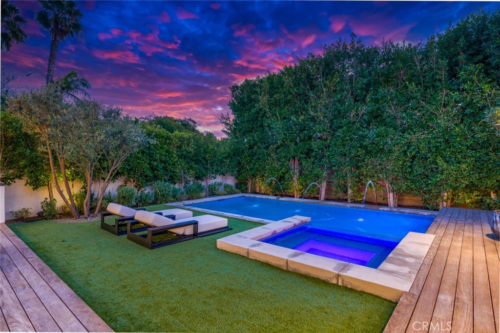 Newport Heights (NEWH) - Residential