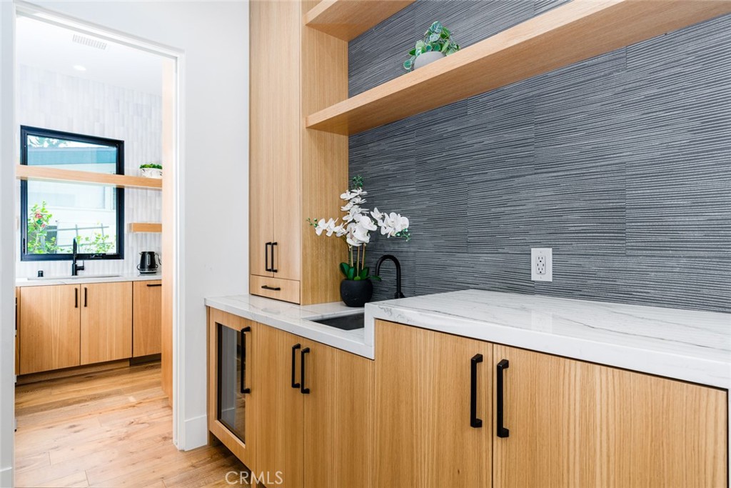 Newport Heights (NEWH) - Residential