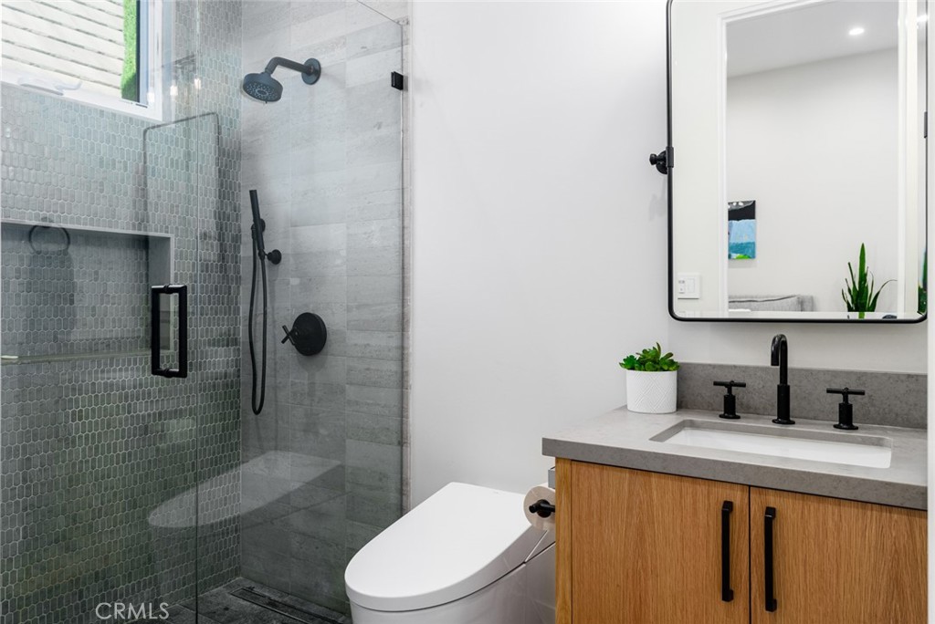 Newport Heights (NEWH) - Residential