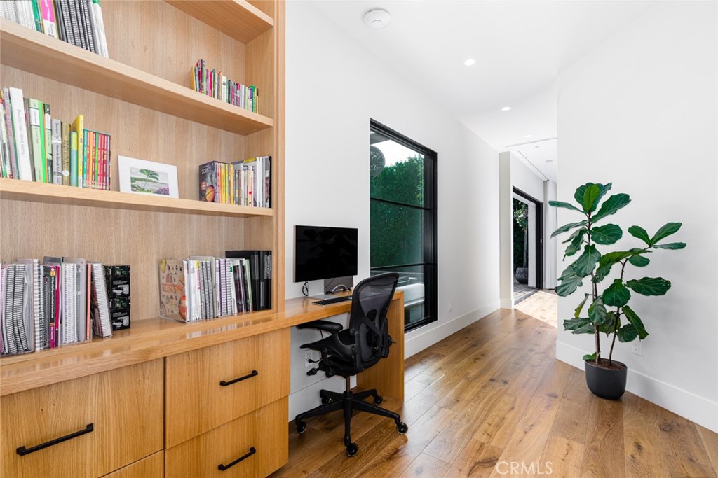 Newport Heights (NEWH) - Residential