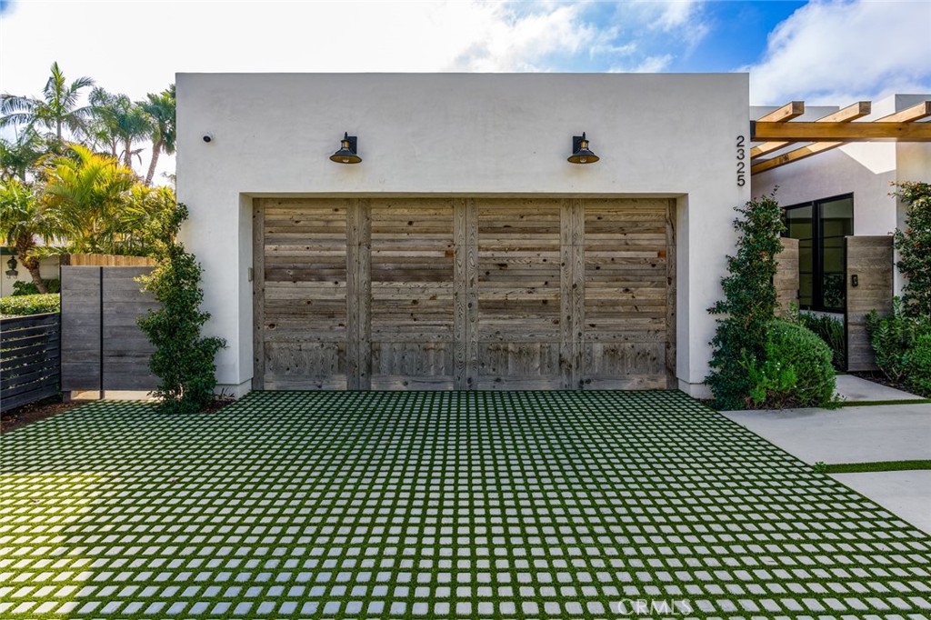 Newport Heights (NEWH) - Residential